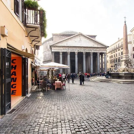 My Pantheon Apartment *